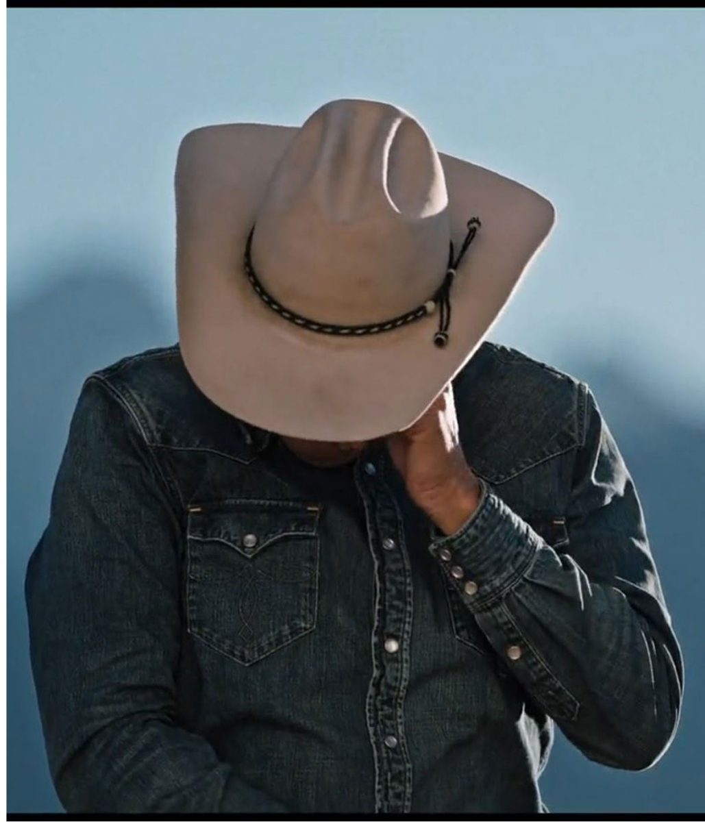 Kevin Costner Yellowstone S04 Blue Denim Shirt 2 Kevin Costner Yellowstone S04 Blue Denim Shirt